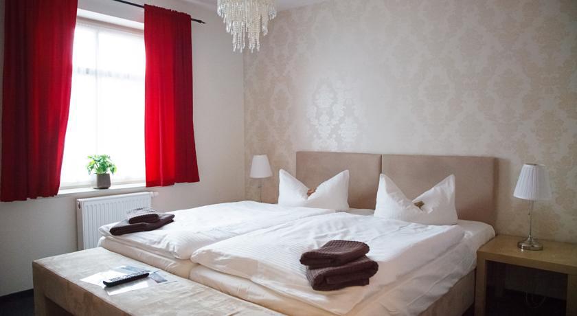 Cityhotel Jena Am Paradies Екстер'єр фото
